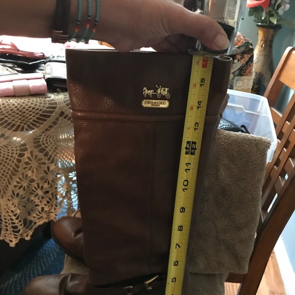 Boots - Picture 3 of 8